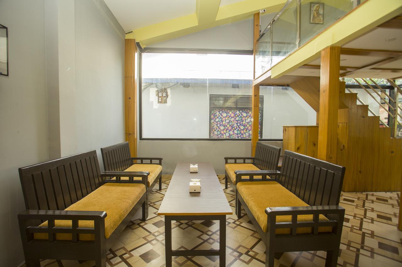 Oyo 150 Hotel Himalyan Height كاتماندو المظهر الخارجي الصورة
