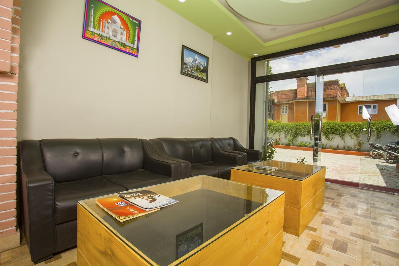 Oyo 150 Hotel Himalyan Height كاتماندو المظهر الخارجي الصورة